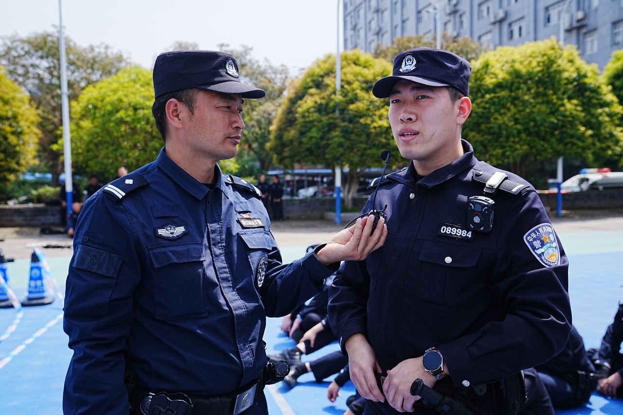 正在上传...
